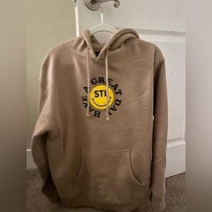 Medium arch apparel hoodie